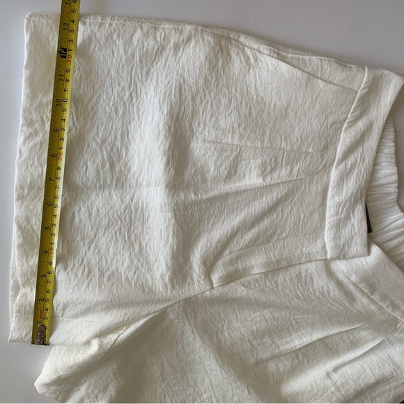 Vince Camuto  NEW women’s solid shorts - size 4 - Picture 8 of 14